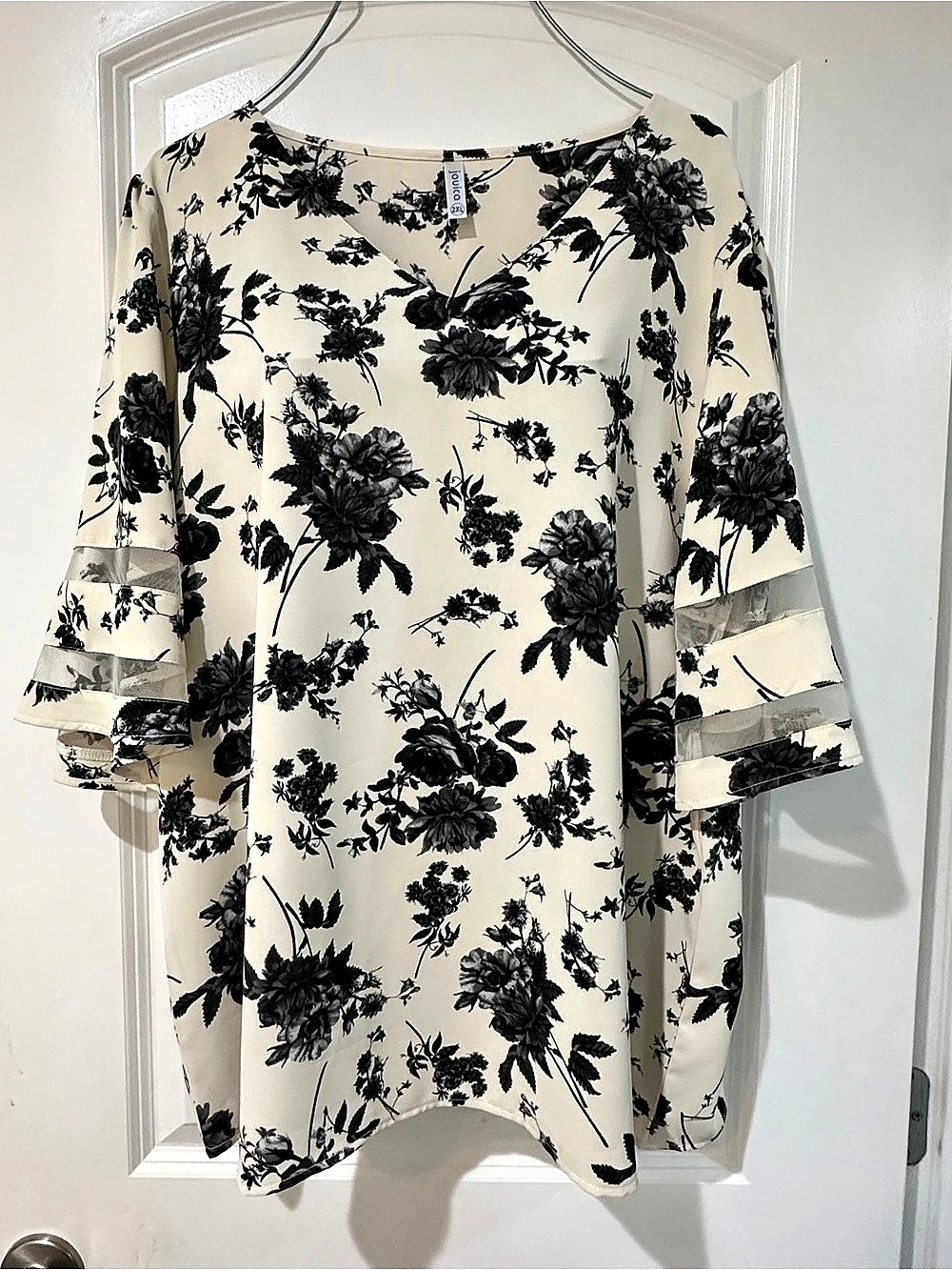 Jouica Black & Cream Rose Floral V-Neck Top Mesh Stripe Bell Sleeve 2XL